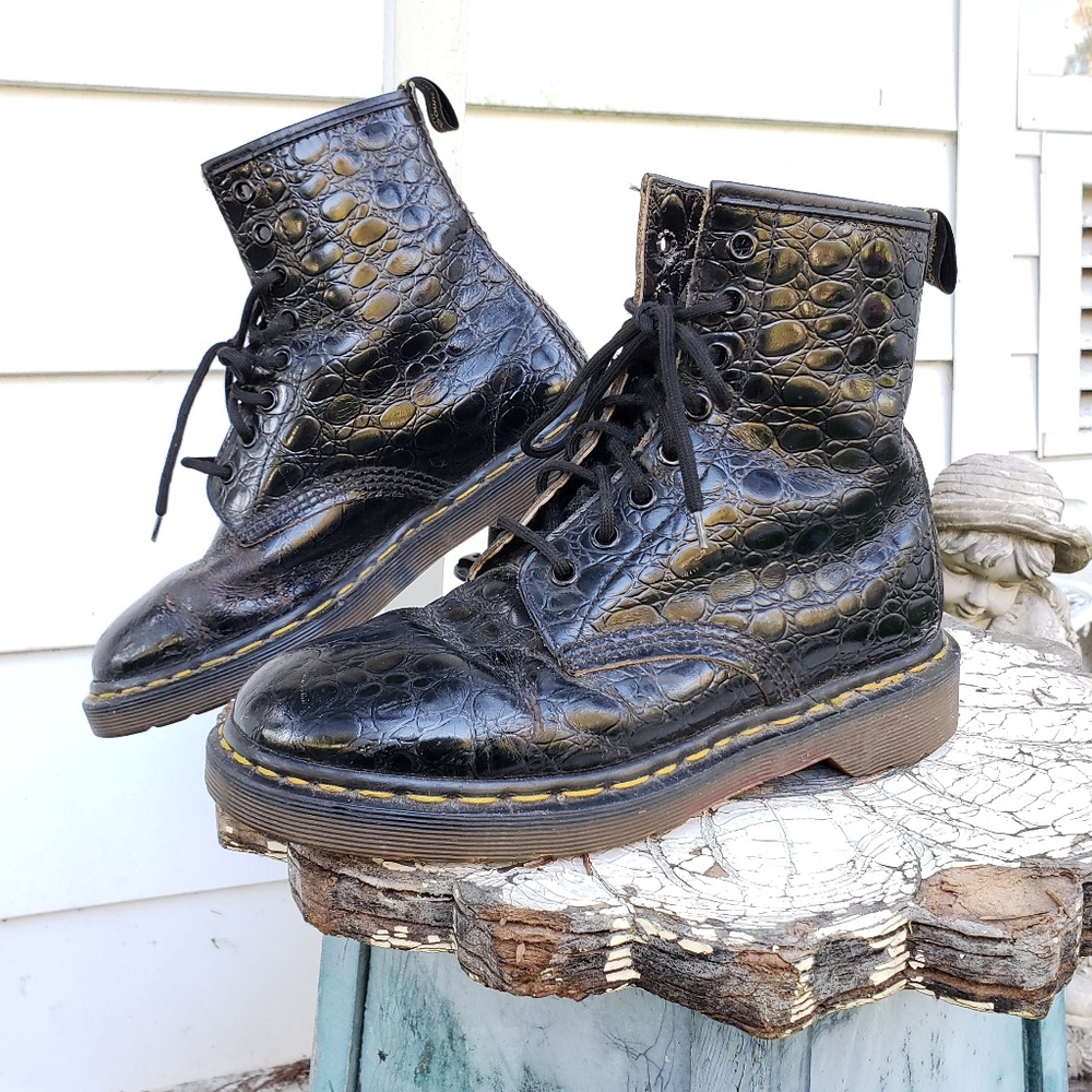 Vintage England Crocodile Dr Martens Combat Boots - Picture 1 of 8